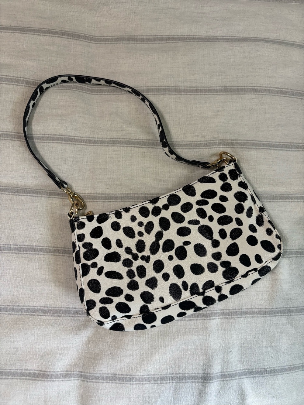Black & White Spotted Shoulder Bag - Women